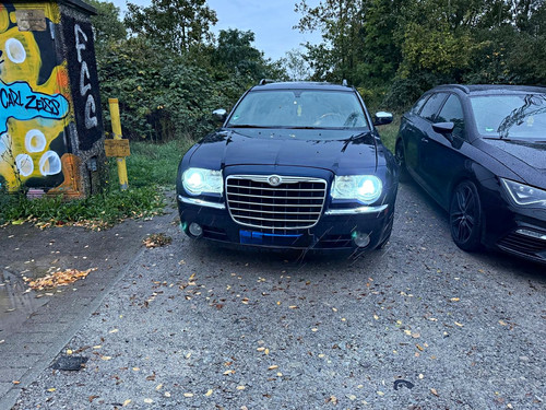 Chrysler 300c hemi - v8, |