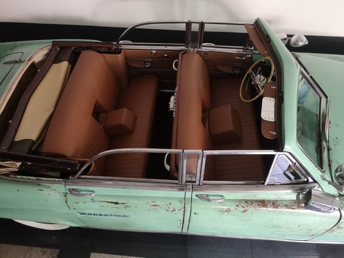 Car cabrio oldtimer kaiser - oldtimer,