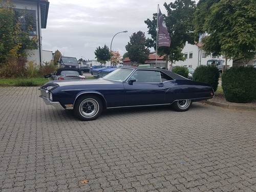 Automobile oldtimer 1970 buick - automobile,